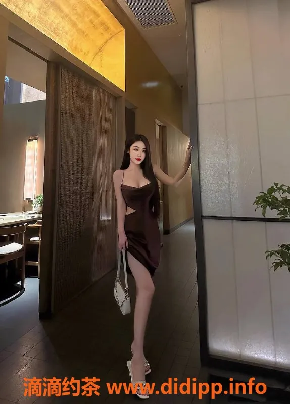 广州楼凤-天河徐冬冬，御姐大胸，大长腿，12P课费