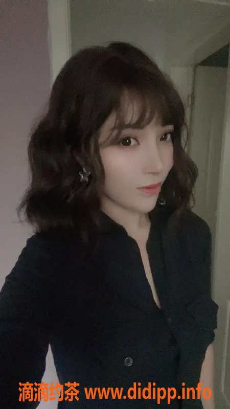 西安楼凤-未央区罗兰，27岁B罩杯，166/95超乖女孩