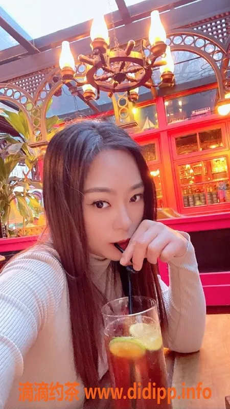 成都楼凤-青羊区小雨少妇，600无限火力服务