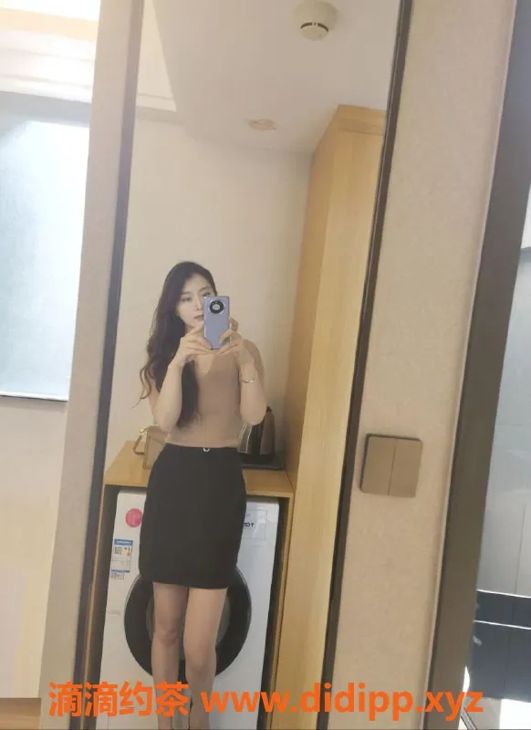 佛山楼凤资源信息,顺德想想，私聊预约800元起服务