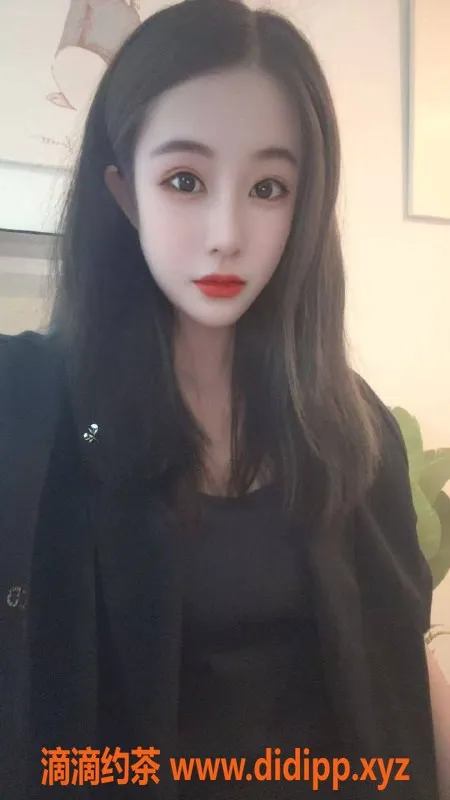 广州楼凤-越秀琳汐，600元大胸服务，让你心动不已！