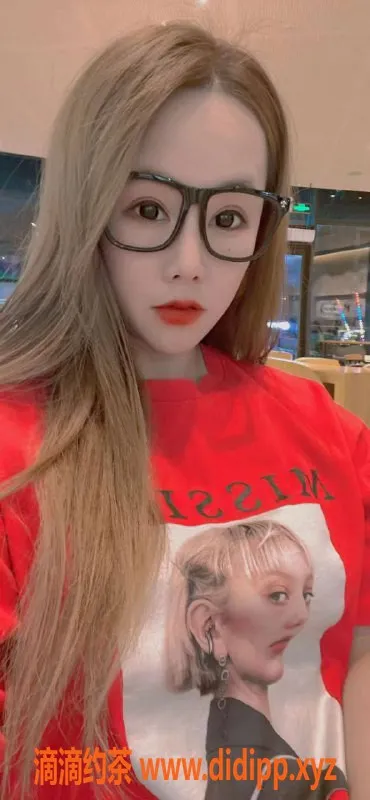 广州楼凤-越秀琳汐，600元大胸服务，让你心动不已！