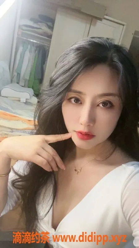 西安楼凤-果儿，26岁，169cm，36C，未央区诱惑