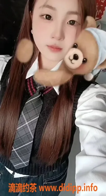 西安楼凤-外出琪琪，19岁162cm，口交制服69服务