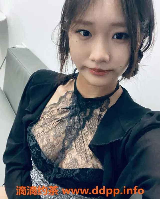 广州楼凤-天河嫩妹小乖，8P夜课等你来体验！