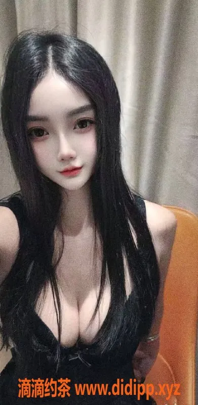 广州楼凤-天河小紫御姐，5P夜课，超大胸！