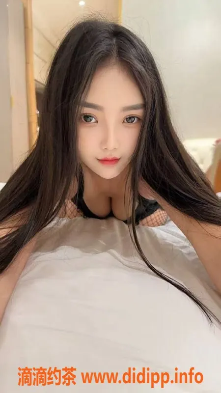 广州楼凤-天河小紫御姐，5P夜课，超大胸！