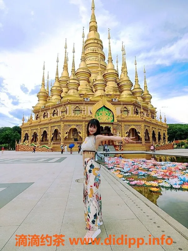 西安上门服务-西安小果果，6p上门服务，资深茶艺妹子