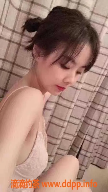 深圳楼凤-龙岗新人下海三三27岁全套450元优惠服务