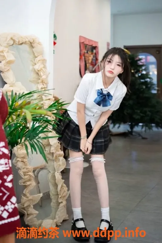 广州楼凤-天河盈盈，600元嫩妹服务，精彩无限！