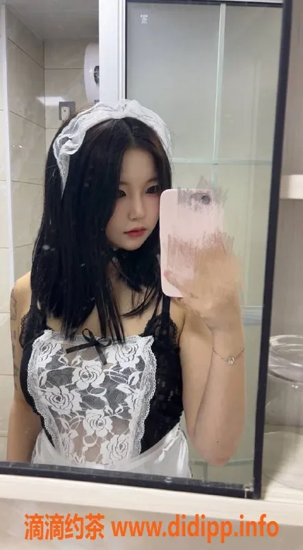 长沙楼凤-天心区伊思思，18岁，162cm 50kg，服务多样，600元起