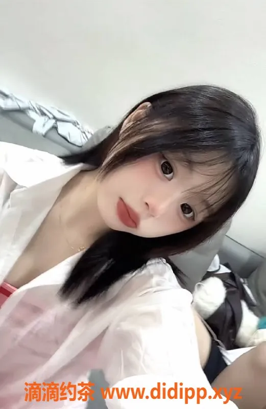 成都楼凤资源信息,成都嫩妹啾啾，年龄18岁，500元体验服务