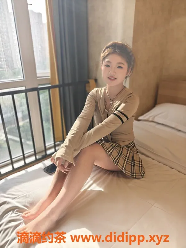 成都楼凤-成华区18岁甜美妹子，身高165，口技一流！