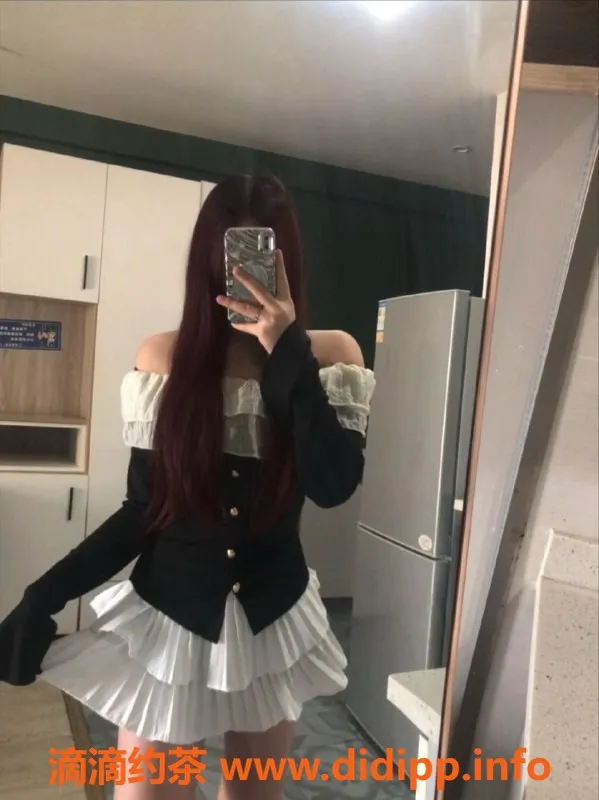 成都楼凤资源信息,成华区微胖嫩妹小瑶，清纯可爱18岁，价格合适