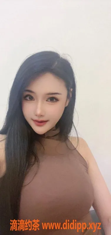 广州楼凤-海珠少妇水水，超大胸，7P课费，舌吻服务