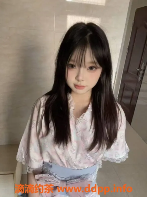 广州楼凤-白云嫩妹小美，5P鸳鸯浴，超大胸