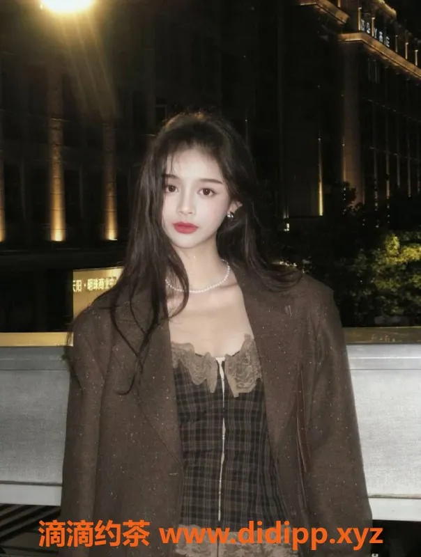 广州楼凤资源信息,天河御姐Kiki，10P的绝佳舌吻体验