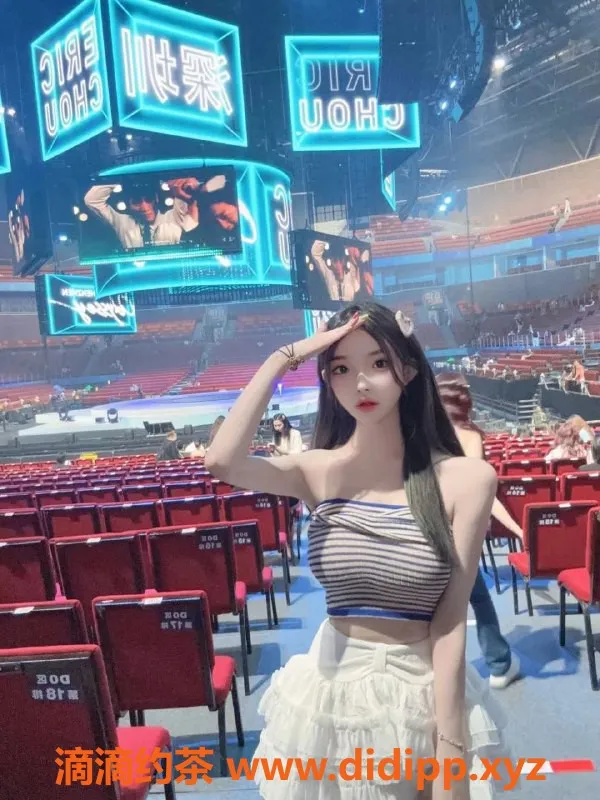 杭州外围-杭州小橙子，164身高大D美少女，1200元