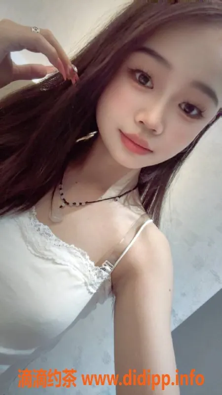 昆明楼凤-曲靖小小，500元享丝袜毒龙服务