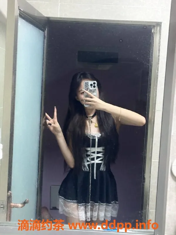 深圳楼凤-宝安御姐冉冉，1088元开课，服务多样