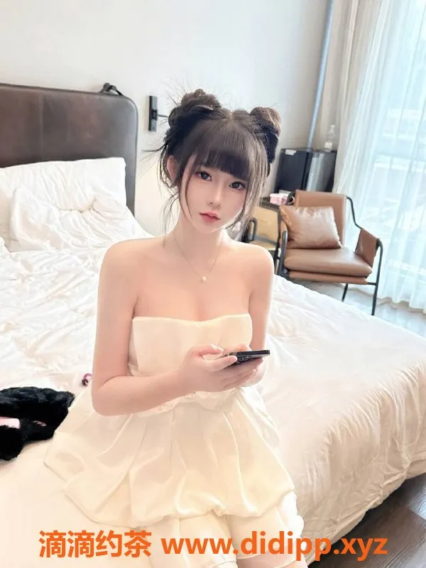 东莞楼凤-南城骚粟子：800元诱惑，实力在线