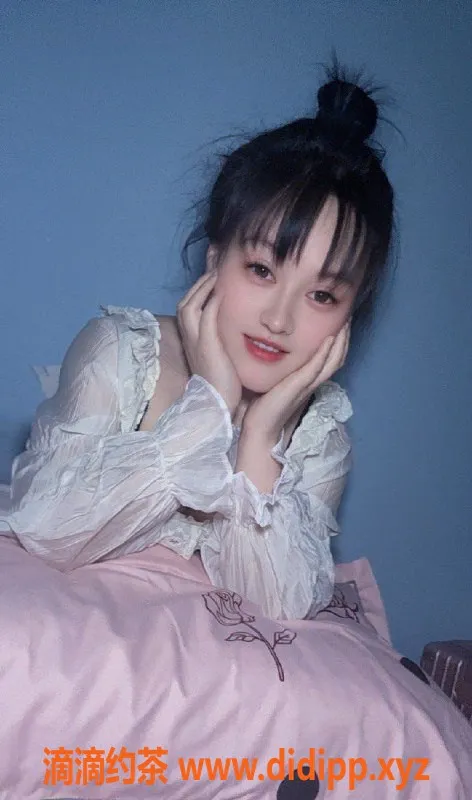 广州楼凤-白云20岁护士星星，163cm，400元体验服务