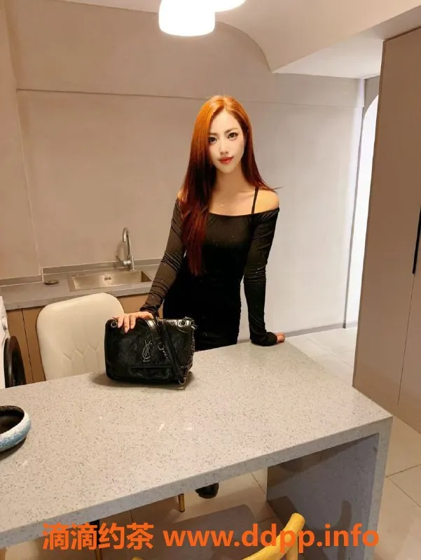 长沙楼凤-雨花区小蜜蜂，600p服务，绝对体验！