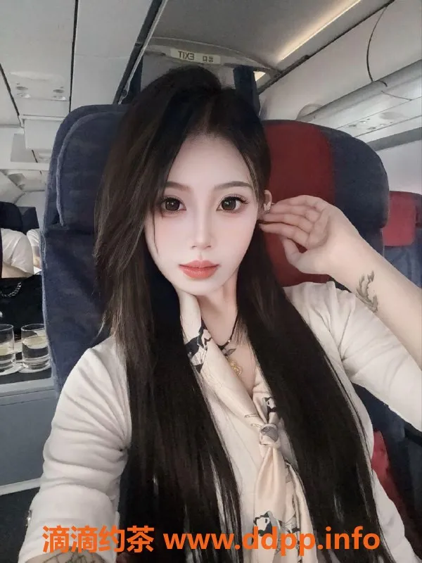 杭州楼凤-拱墅兔兔，1200元体验舌吻与69互舔