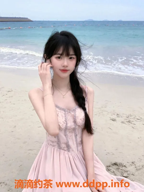 广州楼凤-荔湾19岁新人欣怡，身高169，34C热情服务