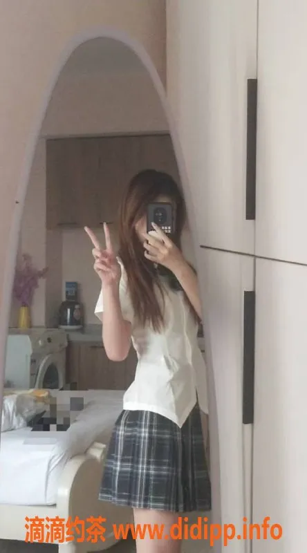 广州楼凤-广州天河一一老师，700起服务体验