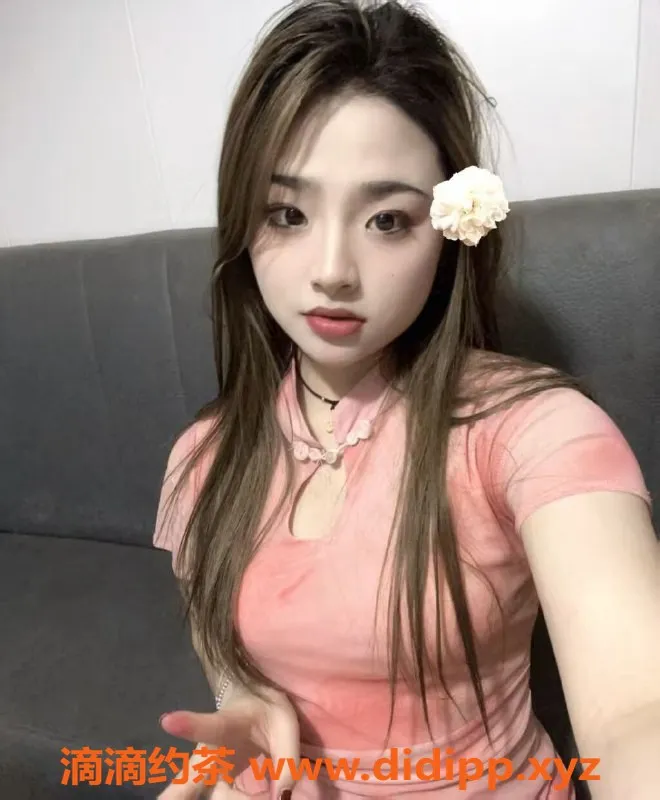 重庆楼凤-江北区20岁景田，160cm B罩杯，超值服务等你来体验！