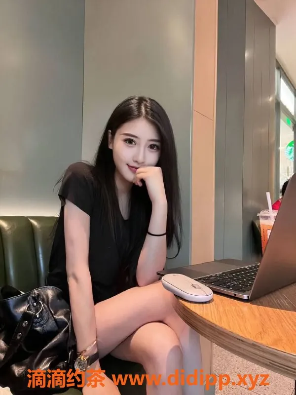 重庆外围资源信息,重庆赵露思，18岁花式调情楼凤，服务超赞！