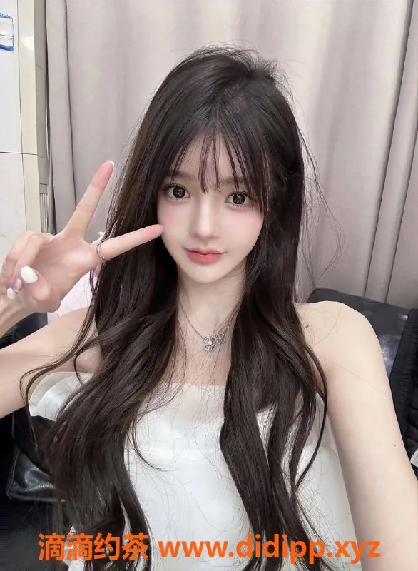 厦门楼凤-思明区淼淼，170大长腿，胸36B，超值600元！