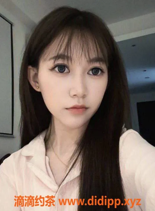 广州楼凤-黄埔嫩妹小甜，7P鸳鸯浴等你来享受！