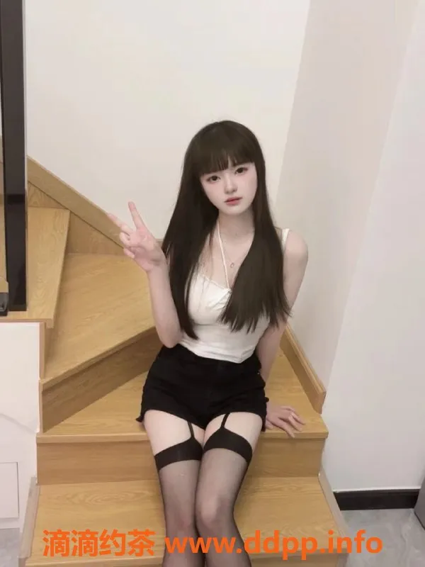 广州楼凤-天河嫩妹初见，7P鸳鸯浴等你体验