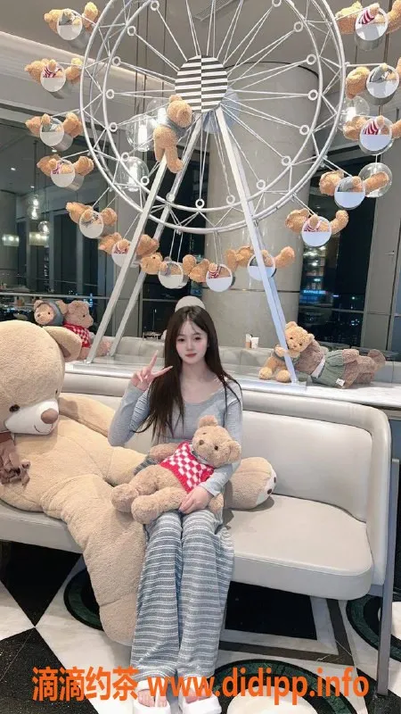 广州楼凤-广州天河果果，舌吻服务，800起