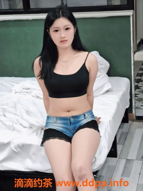 成都楼凤-成华区温柔妹子，17岁165cm，超高性价比！