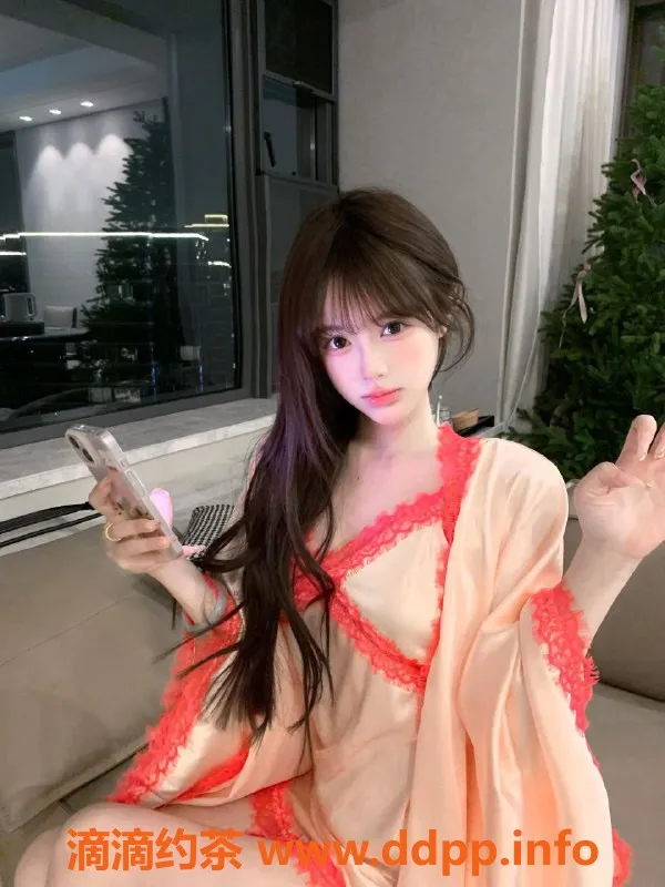 太原楼凤-婷酱 22岁 167cm C+胸 免费解锁多重服务