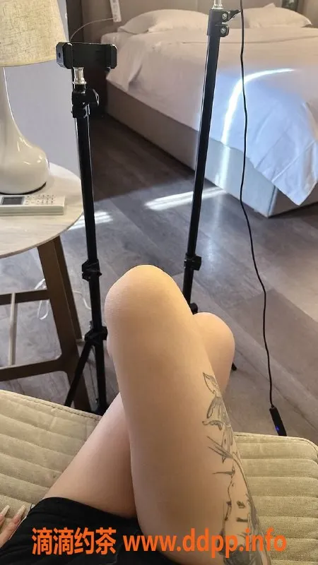 成都楼凤-武侯区夏七七，160高45轻熟女，服务价600元