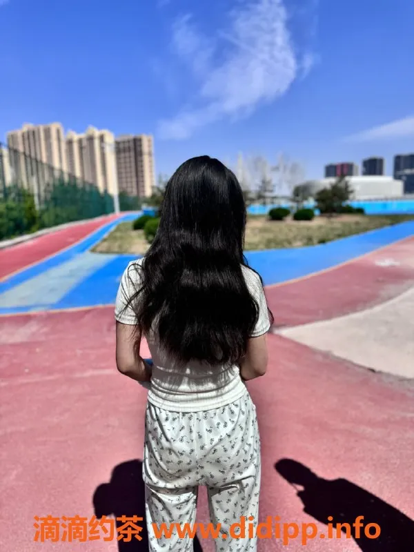 太原楼凤-小店区兮兮，900元短期兼职，夜间约至12点