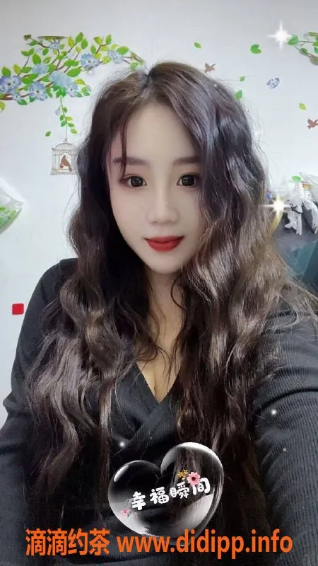 郑州楼凤-郑州金水区25岁露露，160cm身高，52.5kg，热情服务