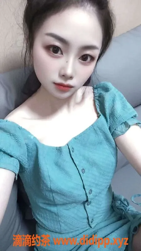 深圳楼凤-福田小不点25岁兼职嫩模，155cm 44kg等你体验