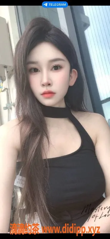 深圳楼凤-龙华活好大胸妹 898元起服务体验