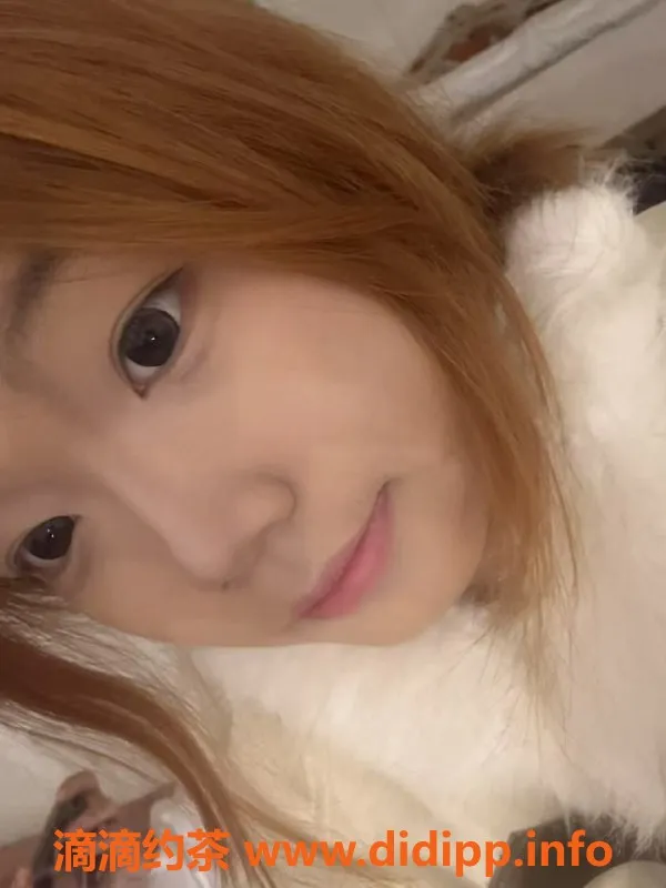 成都楼凤-成华区可爱妮妮，18岁161cm，甜美服务体验！