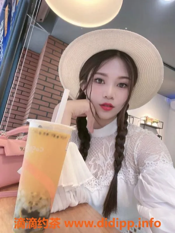 广州楼凤-白云御姐依依，700元私密约会体验