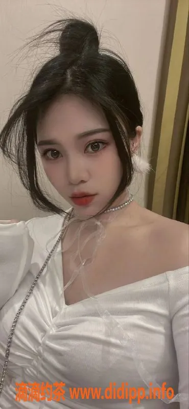 广州楼凤-白云御姐依依，700元私密约会体验