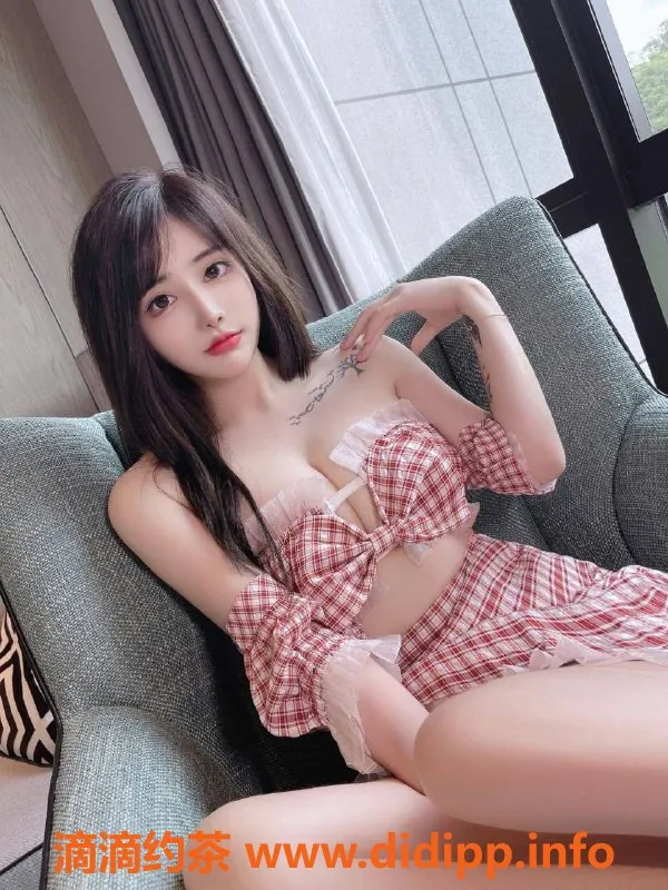 深圳楼凤-龙华依依：1300元体验，全面服务等你来