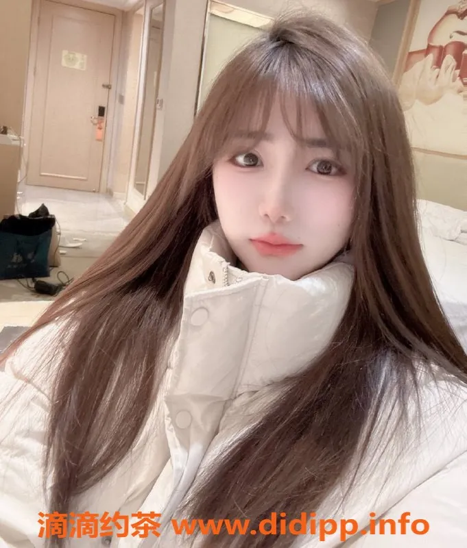 深圳楼凤资源信息,龙华依依：1300元体验，全面服务等你来