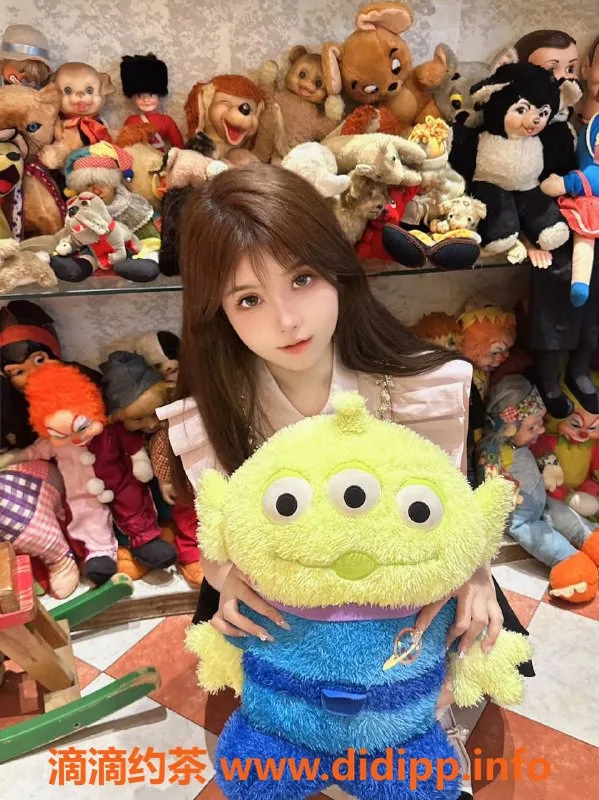 深圳楼凤-南山可爱女友，1500元的温柔体验