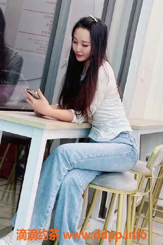 长沙楼凤-玲儿，雨花区600p起，激情无套口服务